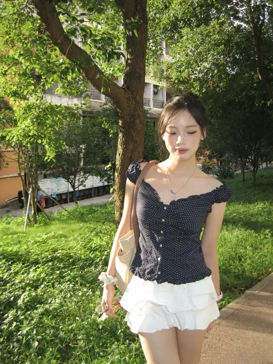 thumbnail-10